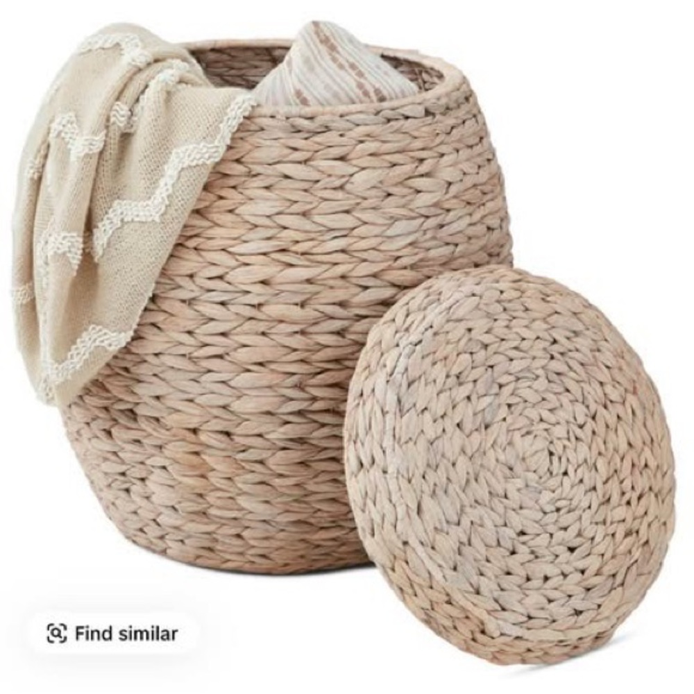 Natural Seagrass Woven Storage Basket with Lid - Cream